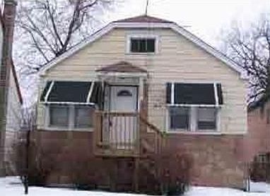 1st image of 9918 S La Salle St