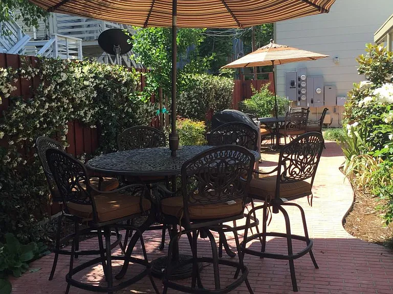 Patio w/Tables & BBQ