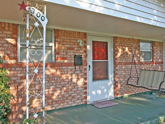 2nd image of 300 S Norman Ave