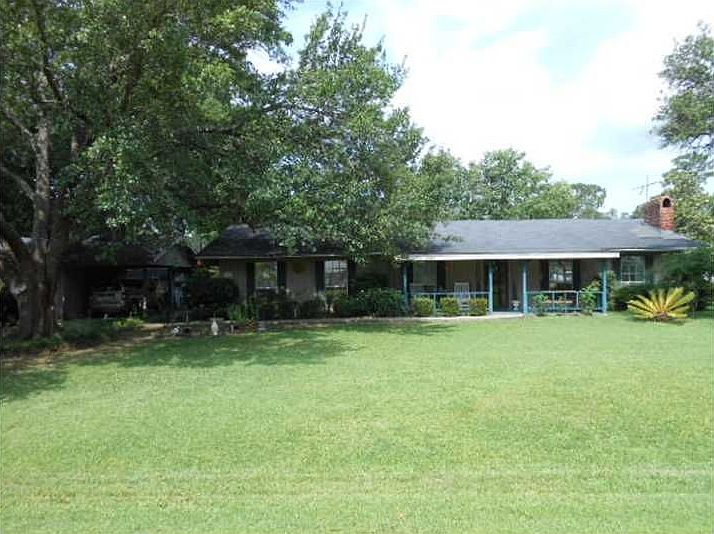 1st image of 437 E Weber Cir