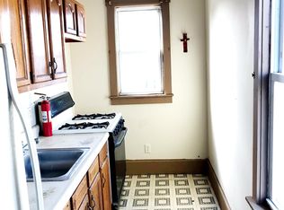 383 N Front St APT 2N, New Bedford, MA 02746