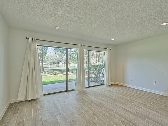 2nd image of 12900 Walden Rd APT 601F