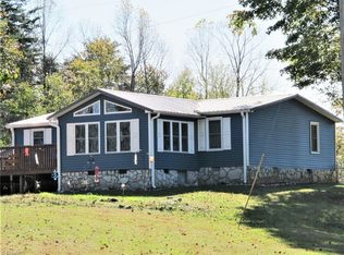 107 Old Orchard Ln, Pilot Mtn, NC 27041