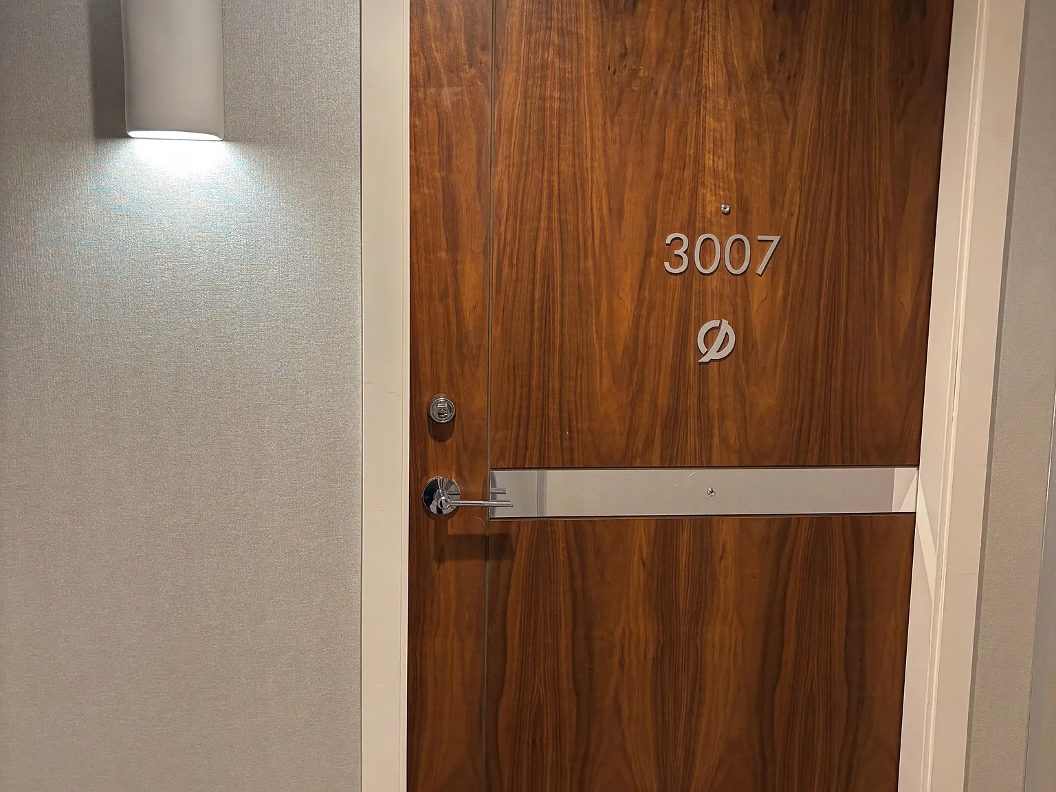3 bed, $4,000 — Photo 2