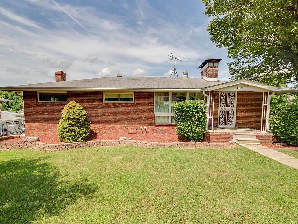 1st image of 618 Brookwood Dr