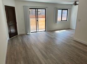 1252 Granville Ave, Los Angeles, CA