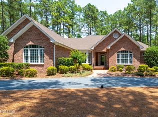 15 Northam Ct, Pinehurst, NC 28374