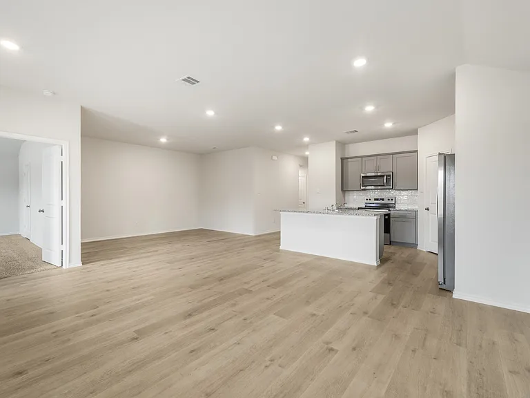 1511 Brooke Dr — Photo 4