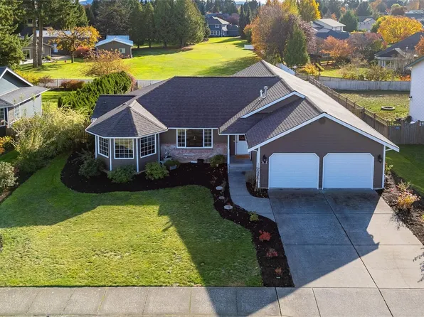 1172 Edgewater Lane, Lynden, WA 98264
