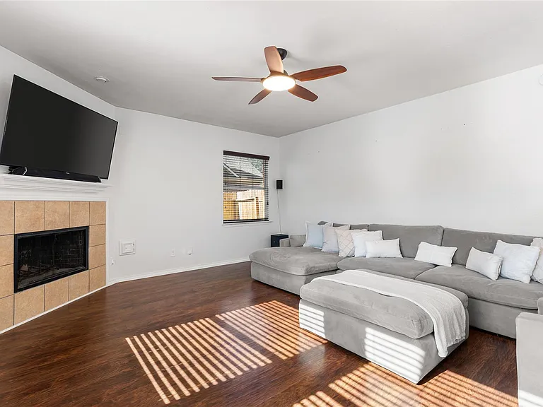 7419 Chathan Glen Ln — Photo 14