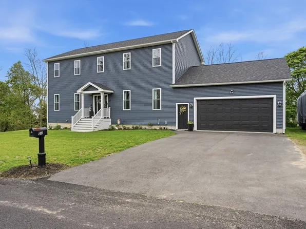 57 Oneil Rd, Somerset, MA 02725