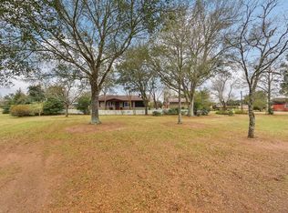 6848 Kulow Rd, Sealy, TX 77474