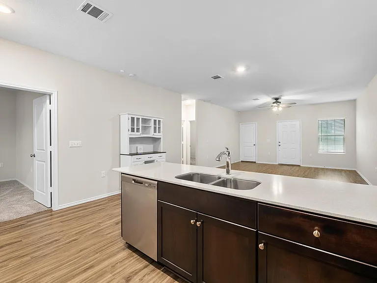 2537 Forgetmenot Ln — Photo 9