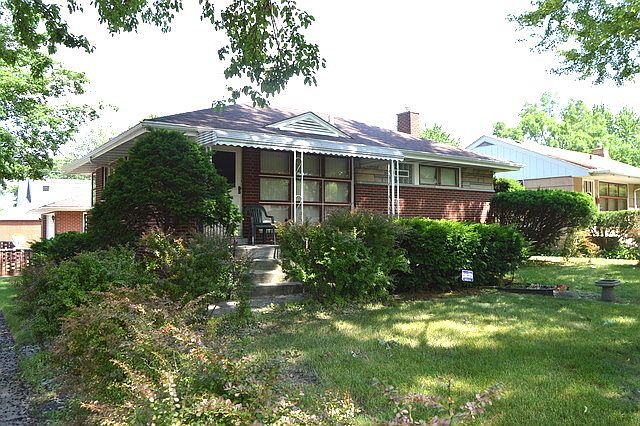 1st image of 371 Clyde Ave
