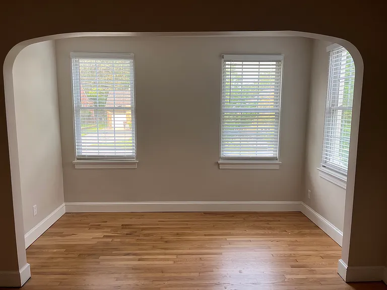 72 Maplehurst Ave #1 — Photo 3