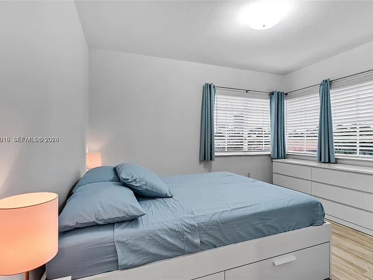 1300 Pennsylvania Ave #307 — Photo 7