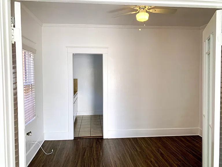 1415 E 2nd St #14 — Photo 7