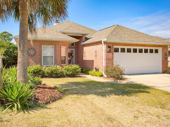 4069 Longwood Cir, Gulf Breeze, FL 32563