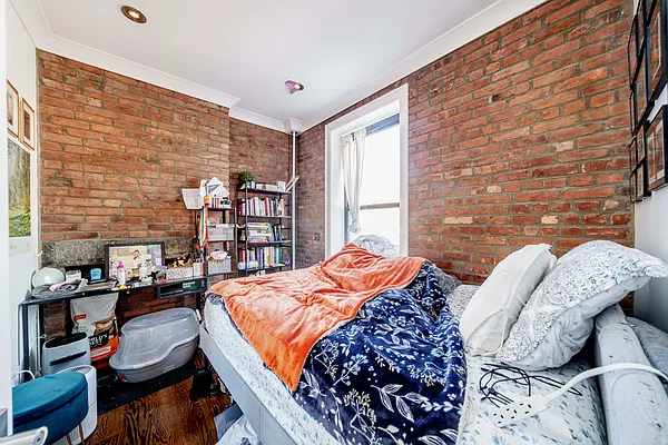 Rented by Douglas Elliman | media 5