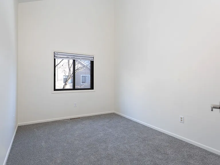 The Lofts of Sandcreek — Photo 6