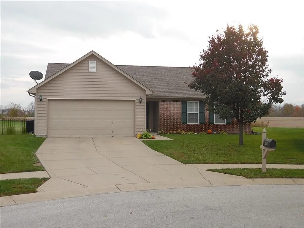 758 Taney Ct photo 1