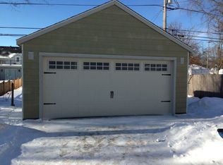 4777 N Elkhart Ave, Whitefish Bay, WI 53211