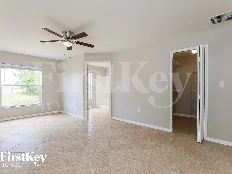 5404 2nd St W — Photo 7