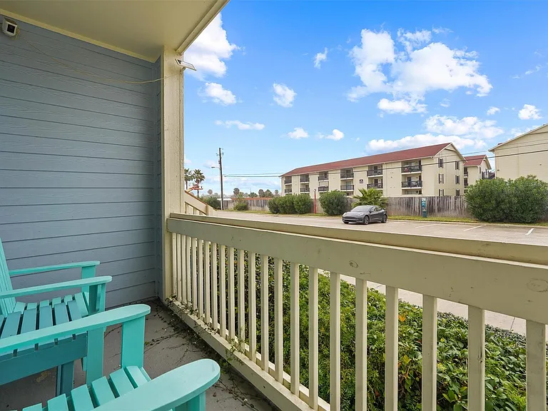 7000 Seawall Blvd #911 — Photo 27