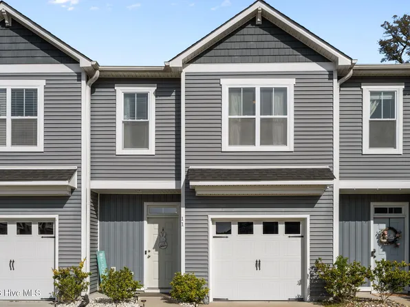 11 Acacia Road, Hampstead, NC 28443