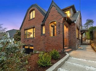 Colonial Park, Seattle, WA 98109