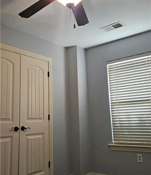 2641 N Villa Blvd — Photo 14