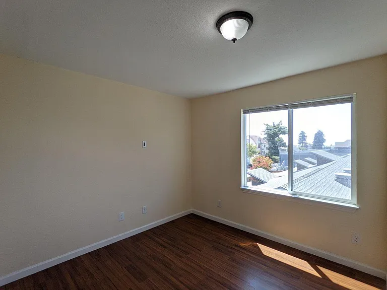2414 Dana Street — Photo 11
