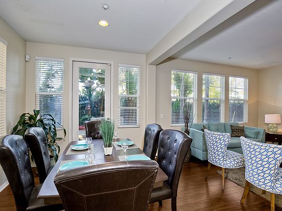 2nd image of 13348 Calle Del Campo Unit 3