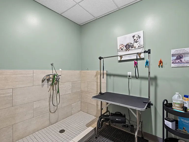 Spectrum Apartments & Townhomes — Photo 17