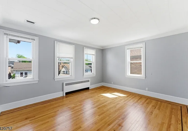 773 Kingsland Ave — Photo 9