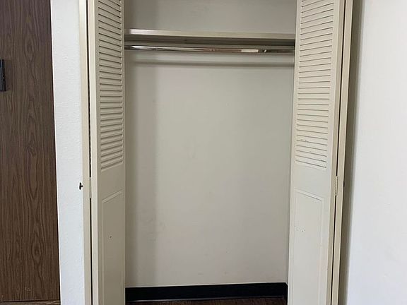 3rd image of 1502 Dakota Dr N #23