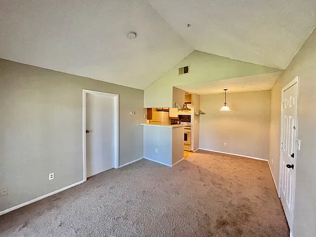 1 bed, 552 sqft, $1,245 — Photo 4