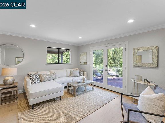 4th image of 14 Springhill Ln