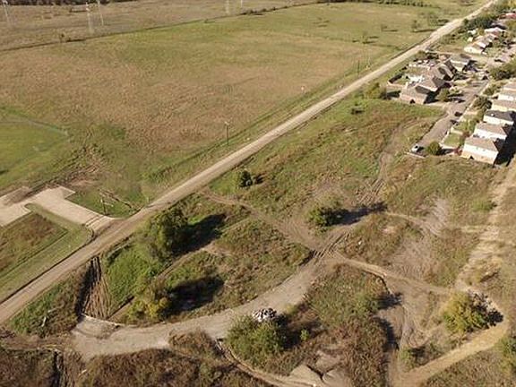 5th image of 939 Gallant Fox Dr