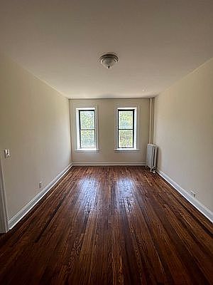 5th image of 25 Seaman Ave #2F