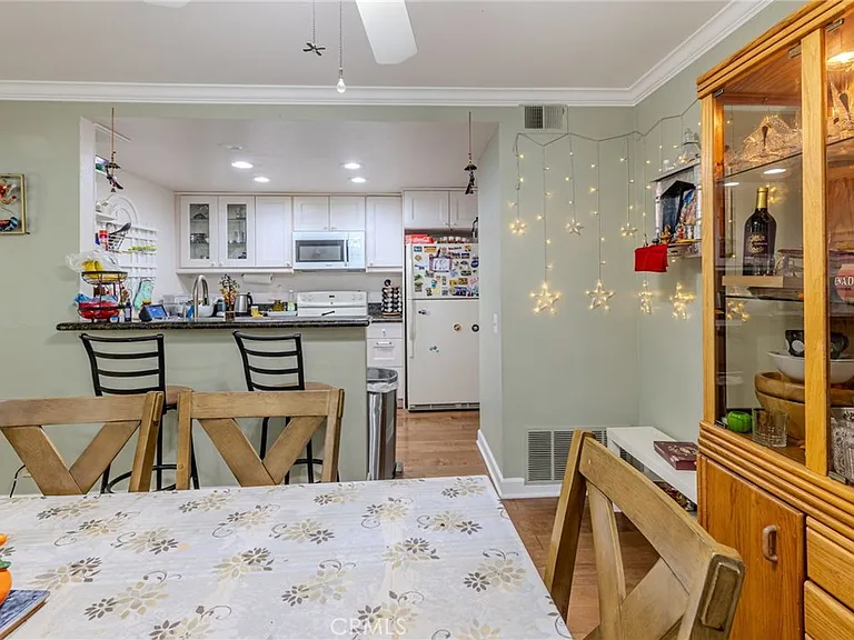 412 Deerfield Ave #114 — Photo 10