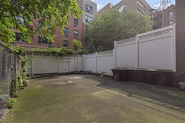 Rented by Halstead Real Estate | media 33