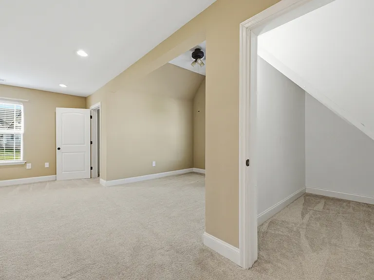 723 Windrush Loop — Photo 19