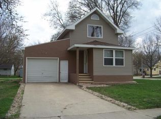 2001 Main Ave, Clear Lake, IA 50428