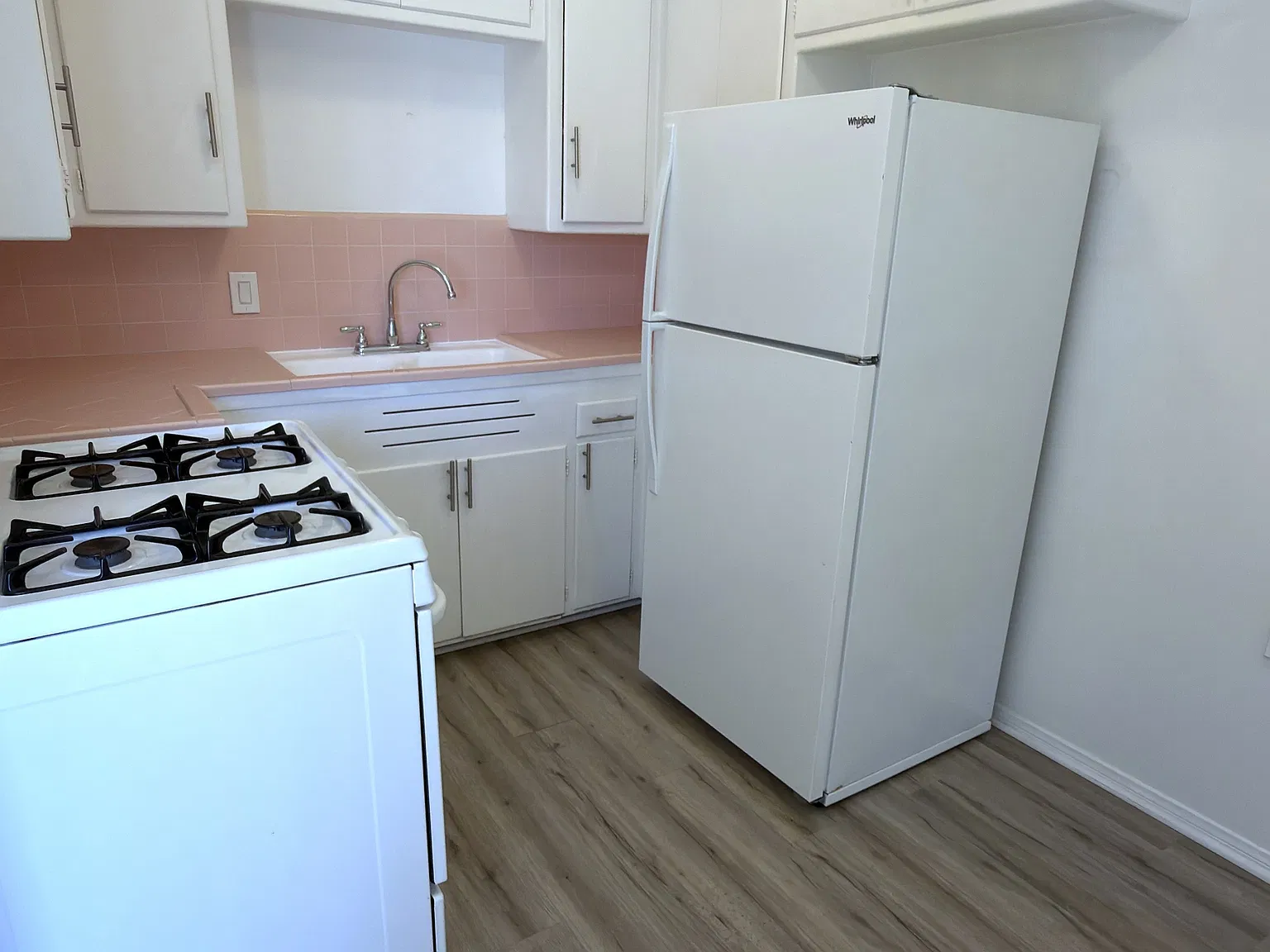 Division Street 4321 East - Unit 4325 - A — Photo 2