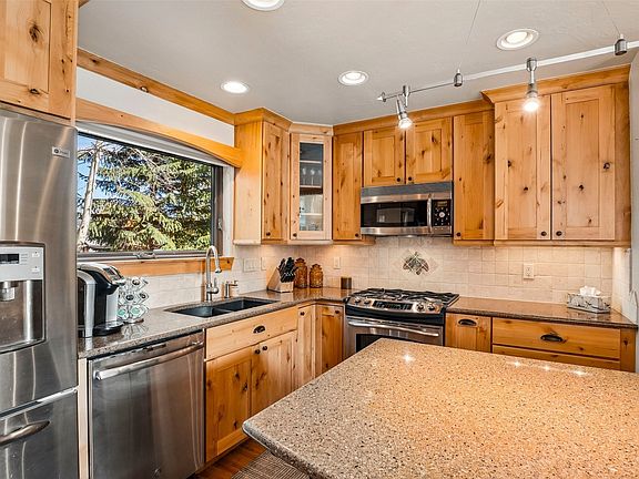 5th image of 595 McKees Way