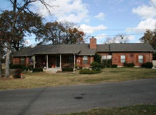 405 Hillcrest Dr, Tool, TX 75143