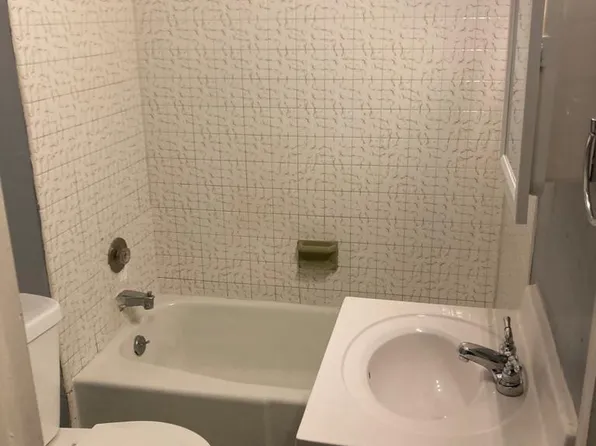 1761 Felten Rd APT 1, Aurora, IL 60505