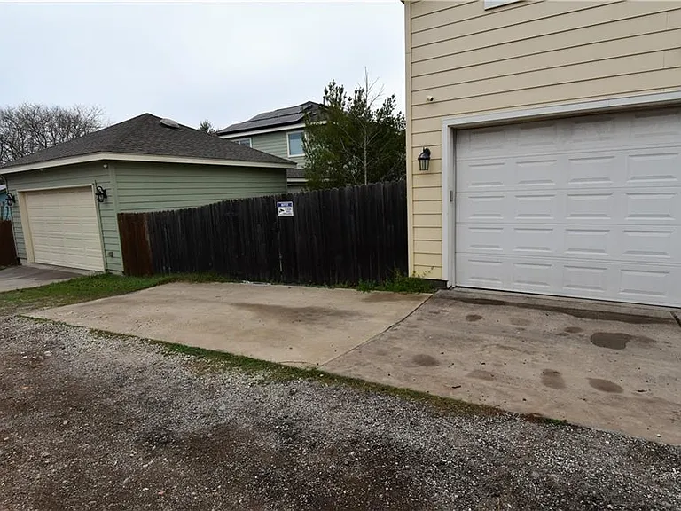 1306 Walnut Ave #B — Photo 24