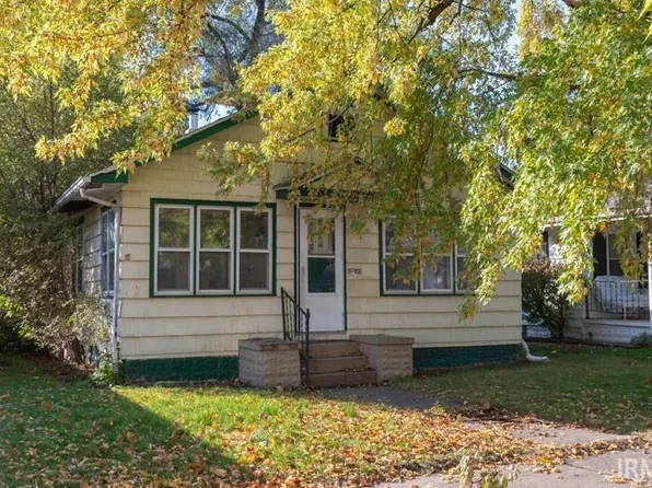 3014 Hartzer St, South Bend, IN 46628